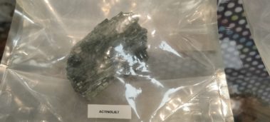 Actinolita en estado natural