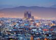 Imagen aérea de Barcelona, capital de la comunidad autónoma de Cataluña, al noreste de España.